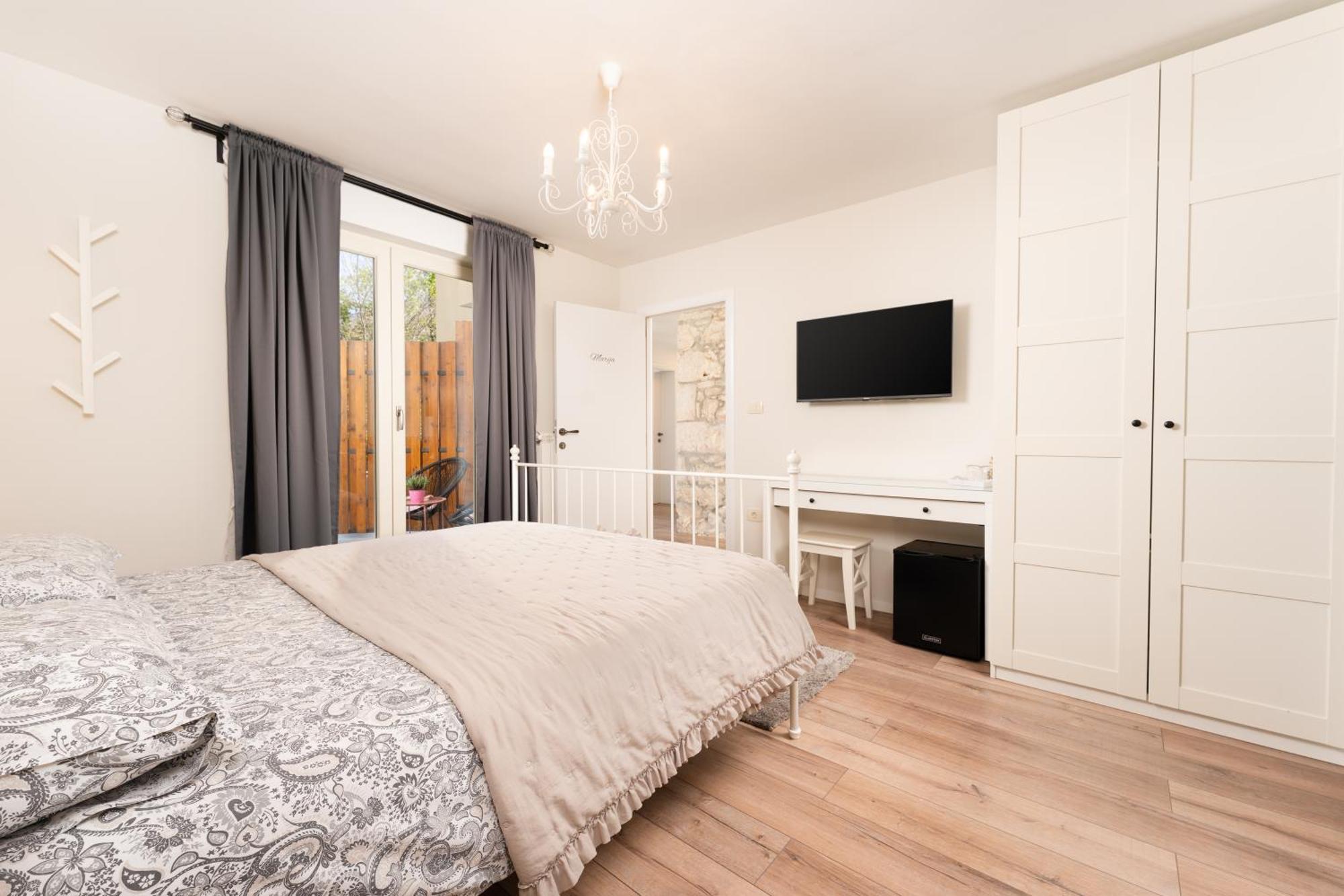 Accommodation Tri Murve Пломин Экстерьер фото